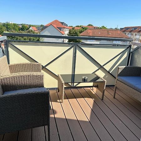 Gemuetliche Neurenovierte Dachgeschosswohnung แอร์ฟวร์ท ภายนอก รูปภาพ